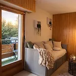 Lumineux I Balcon I & Parking Apartment *