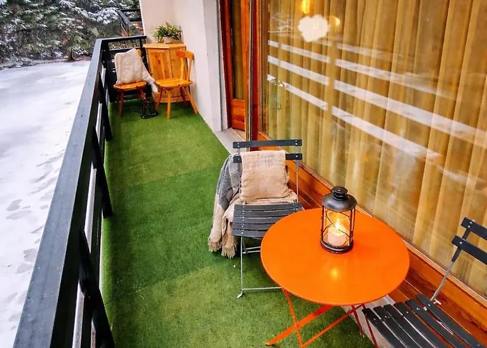 Lumineux I Balcon I & Parking Apartment